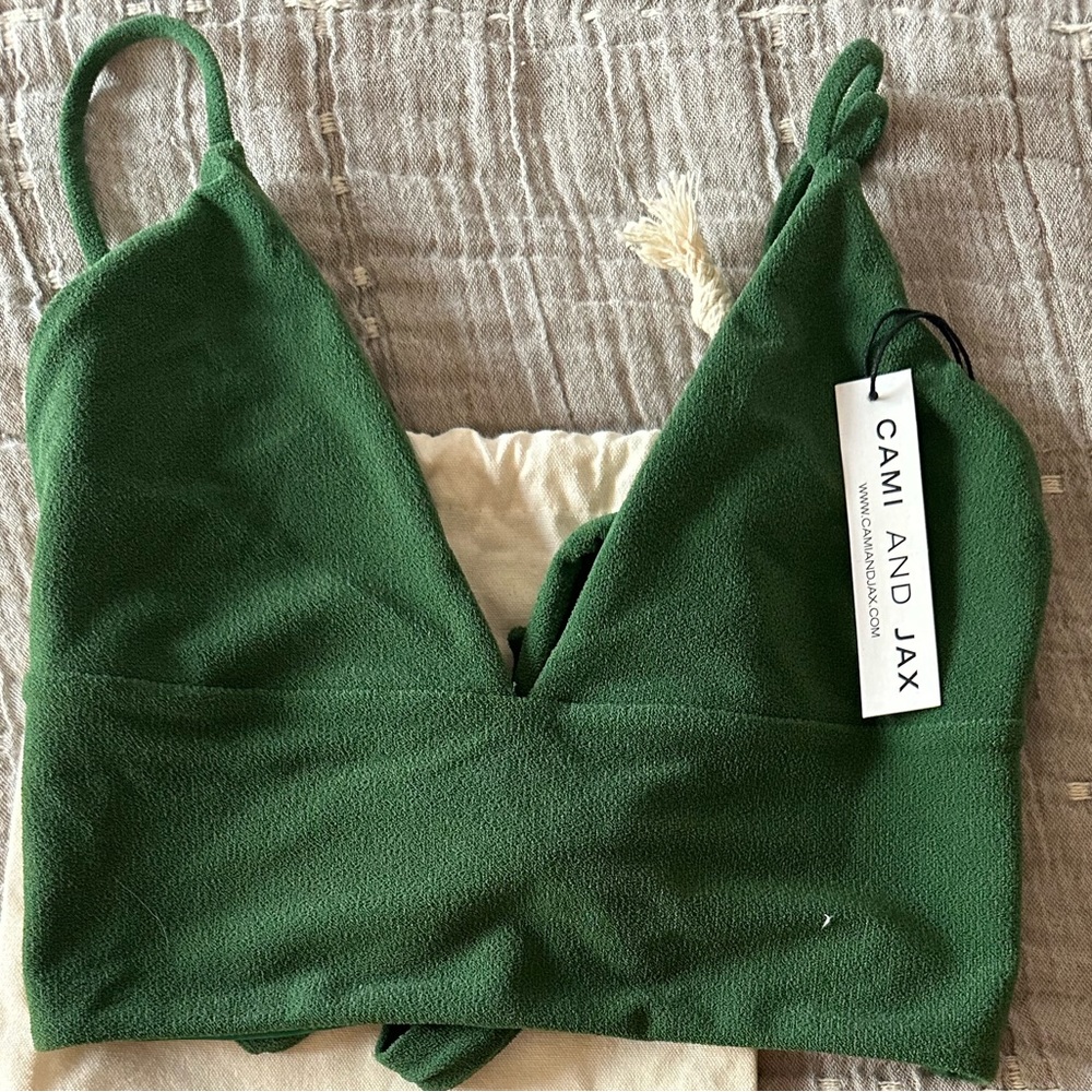 Cami and Jax Jordana top emerald XS